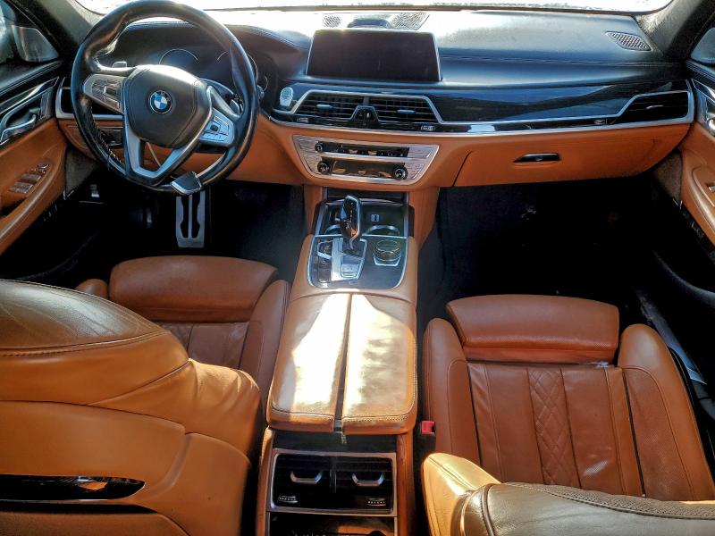 Фото 8 - BMW 7 SERIES