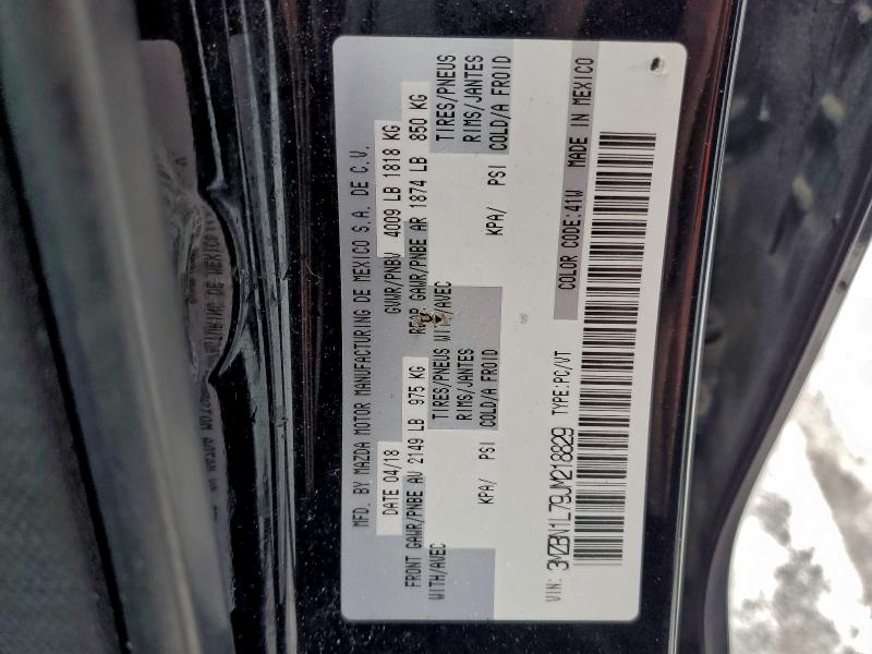 Фото 13 - MAZDA 3