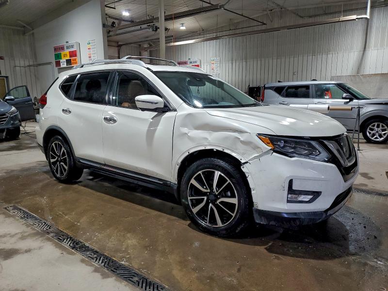 Фото 4 - NISSAN ROGUE