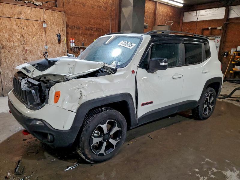 Фото 1 - JEEP RENEGADE