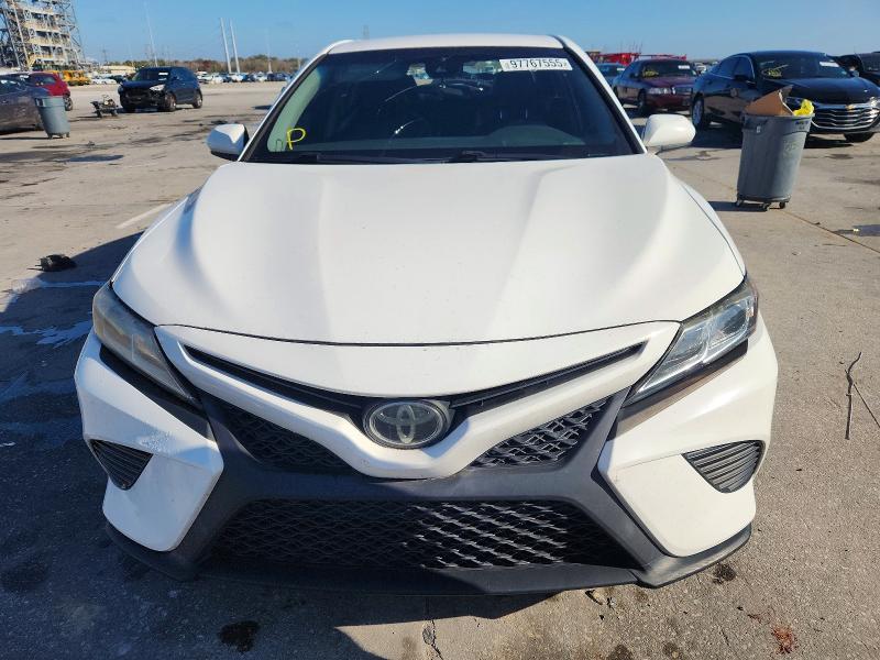 Фото 5 - TOYOTA CAMRY