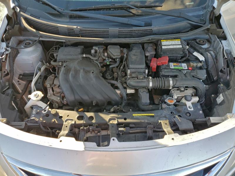 Фото 11 - NISSAN VERSA