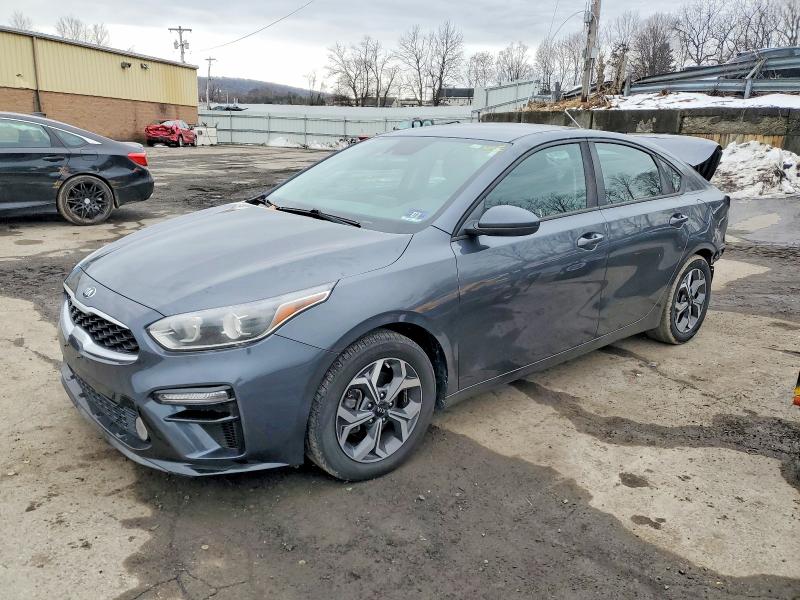 Фото 1 - KIA FORTE