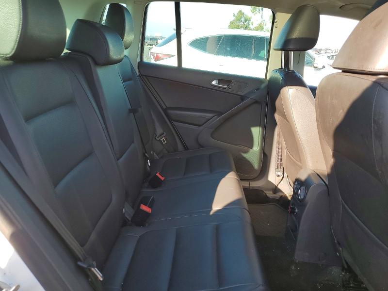 Фото 10 - VOLKSWAGEN TIGUAN