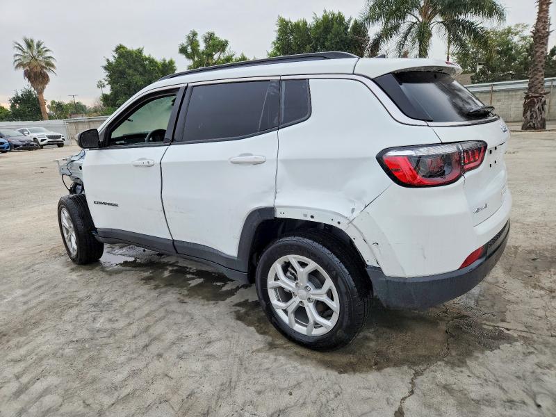 Фото 2 - JEEP COMPASS