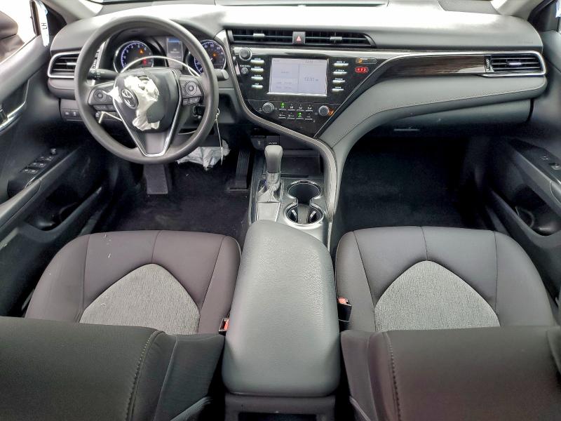 Фото 8 - TOYOTA CAMRY