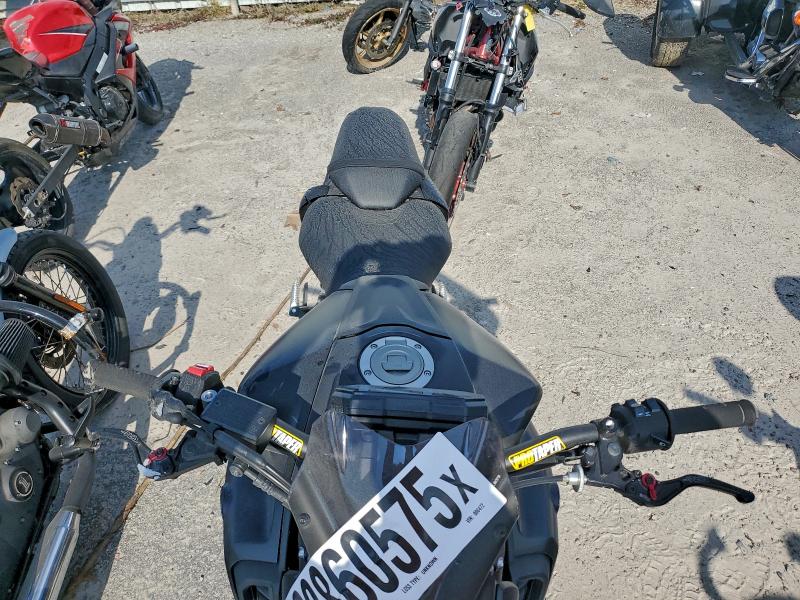 YAMAHA MT07 2022