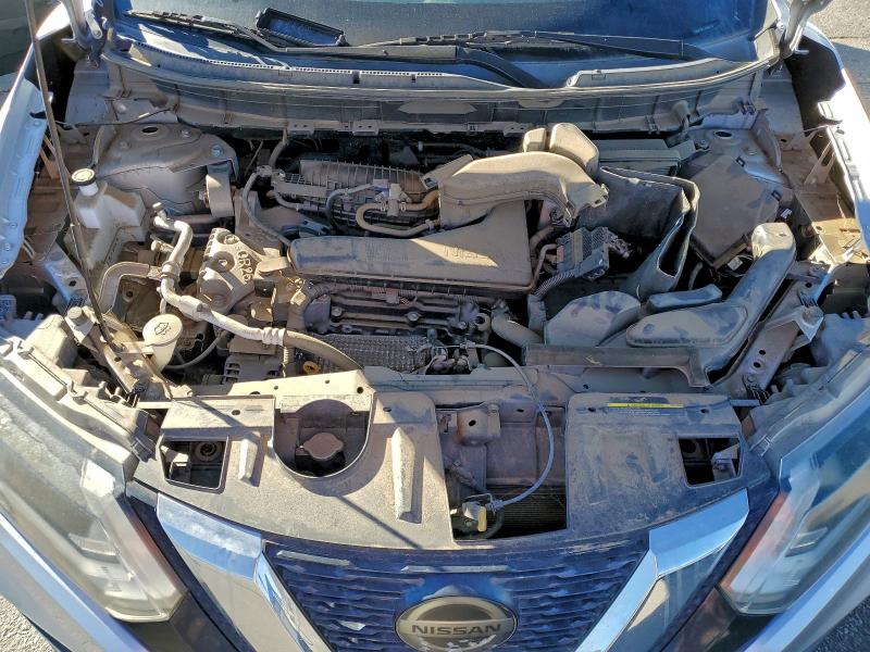 Фото 12 - NISSAN ROGUE