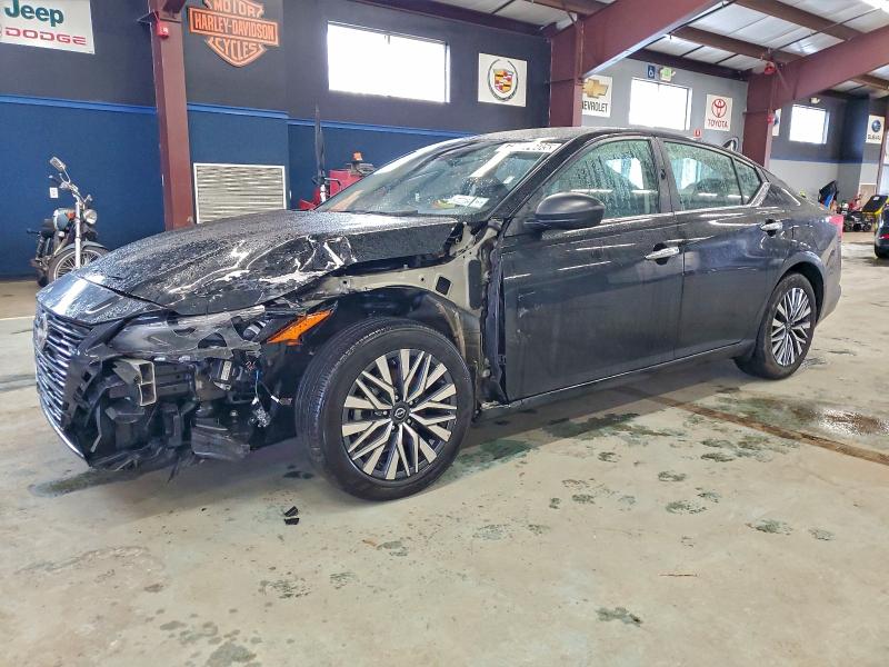 Фото 1 - NISSAN ALTIMA