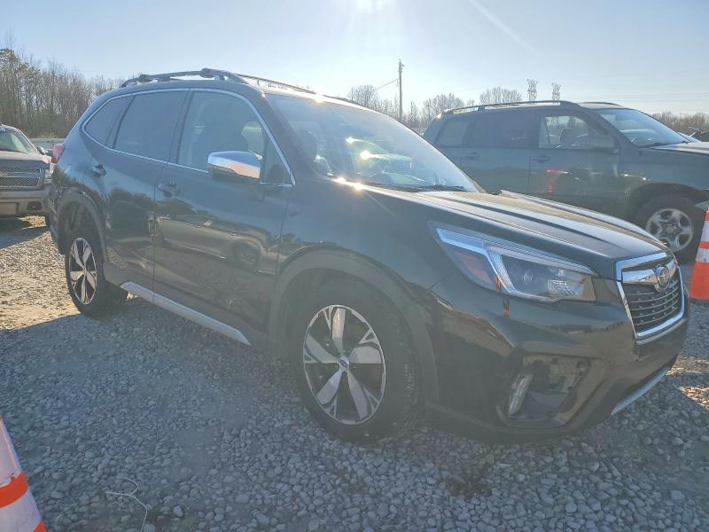 Фото 4 - SUBARU FORESTER