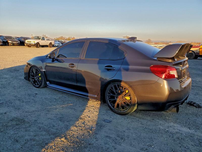 Фото 2 - SUBARU WRX