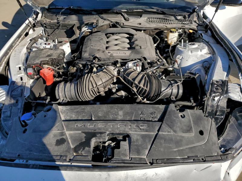Фото 11 - FORD MUSTANG