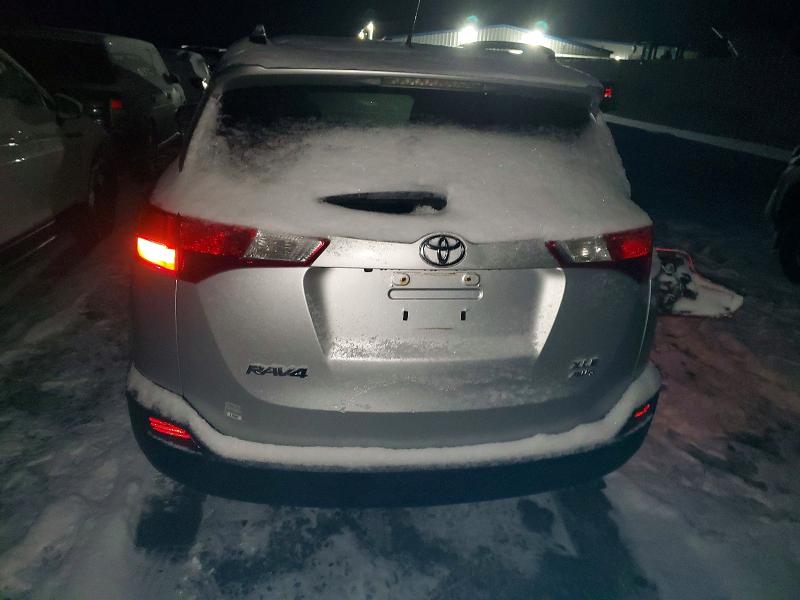 Фото 6 - TOYOTA RAV4