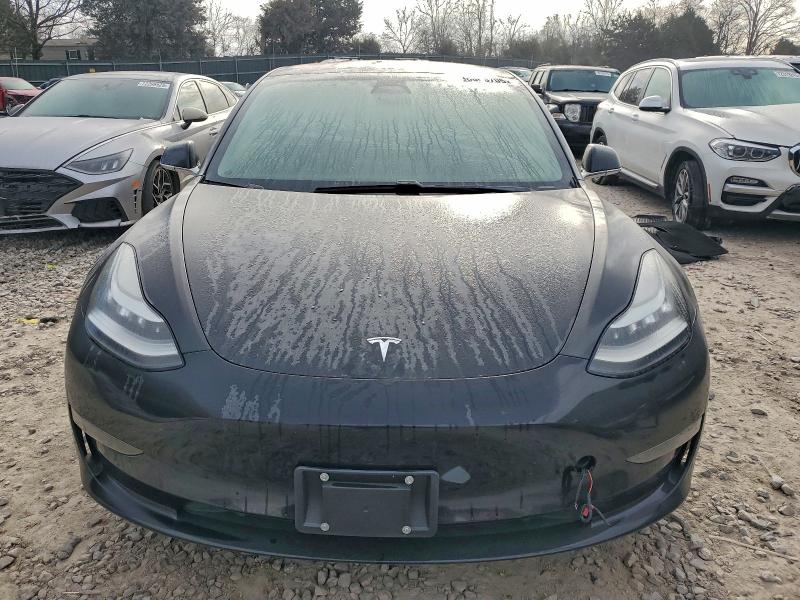 Фото 5 - TESLA MODEL 3