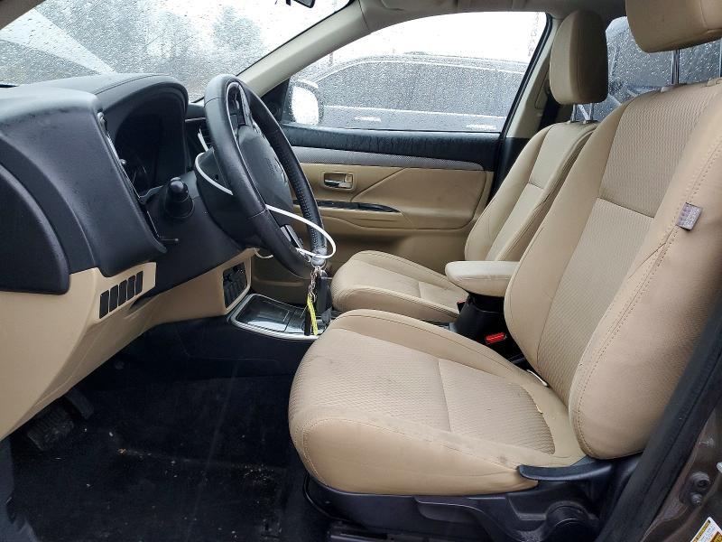 Фото 7 - MITSUBISHI OUTLANDER