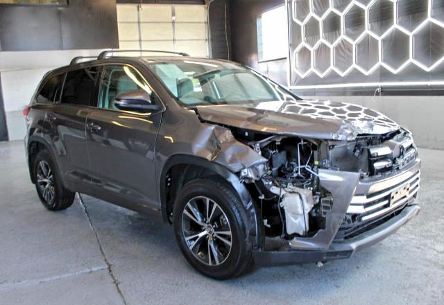 Фото 1 - TOYOTA HIGHLANDER