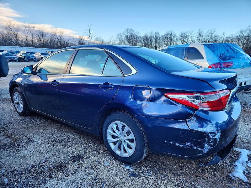 Фото 2 - TOYOTA CAMRY