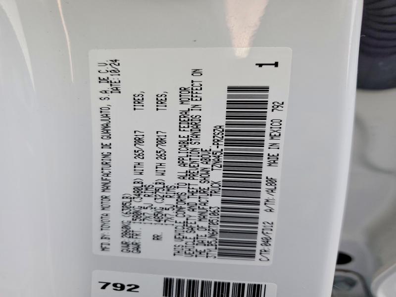 Фото 12 - TOYOTA TACOMA