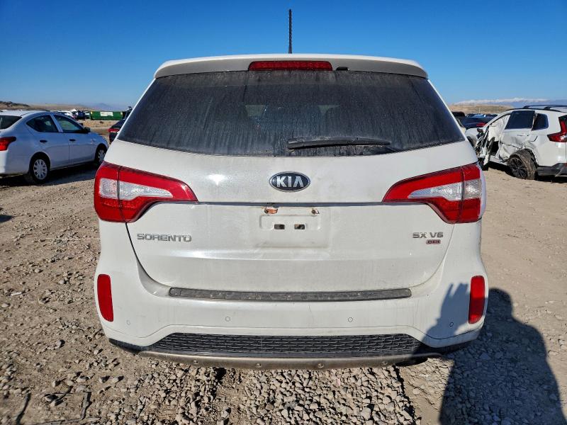 Фото 6 - KIA SORENTO