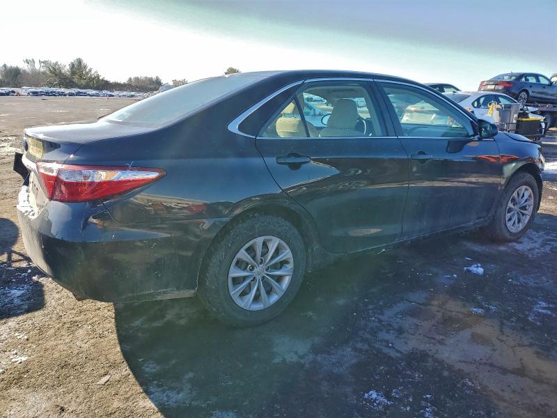 Фото 3 - TOYOTA CAMRY