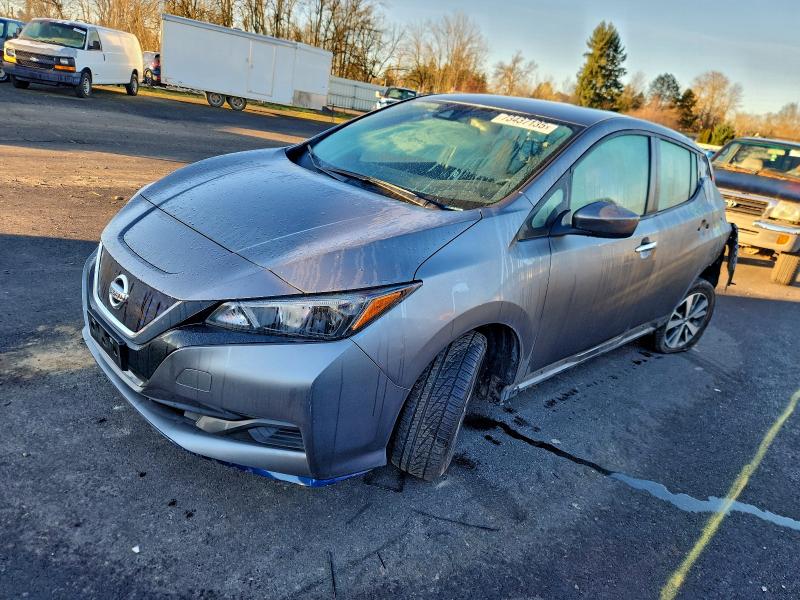 Фото 1 - NISSAN LEAF