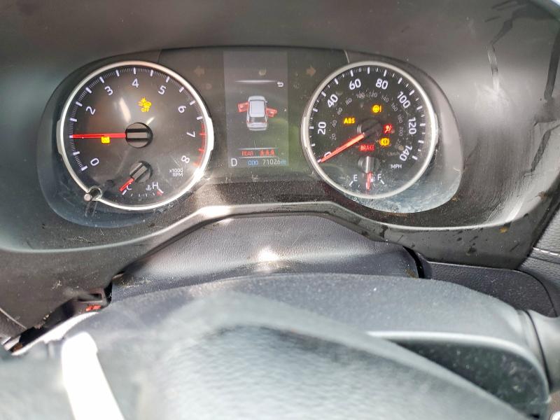 Фото 9 - TOYOTA RAV4