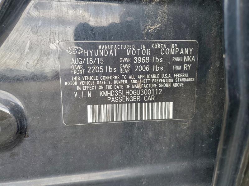 Фото 12 - HYUNDAI ELANTRA