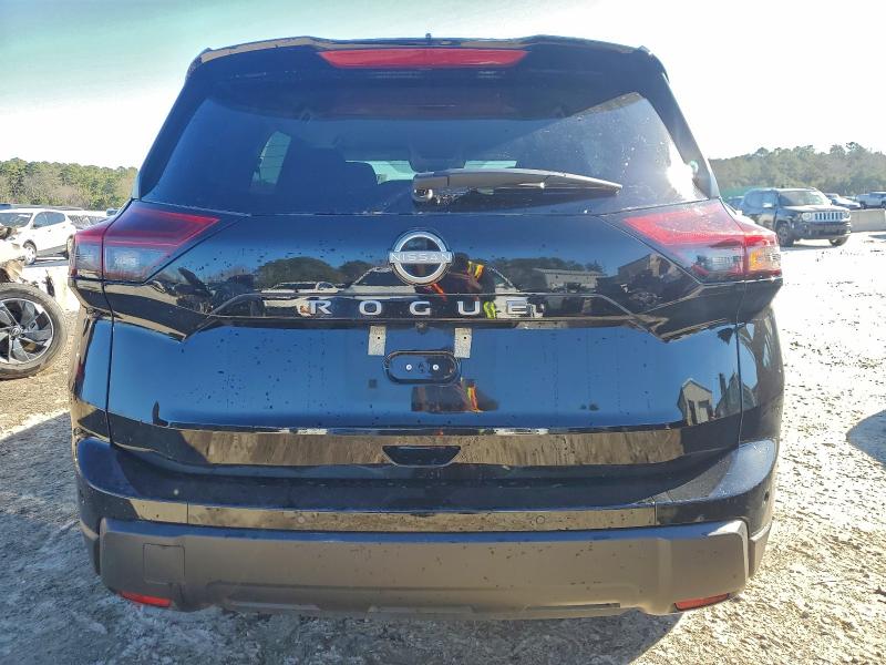 Фото 6 - NISSAN ROGUE