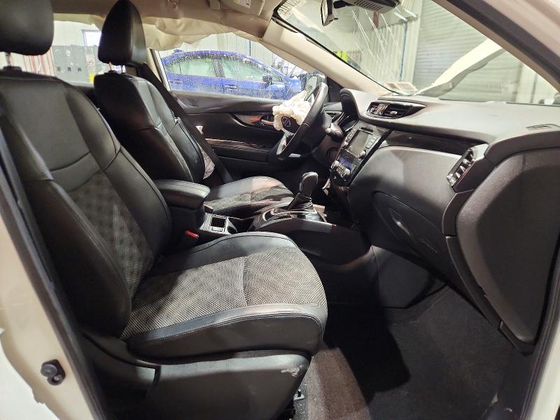 Фото 7 - NISSAN ROGUE