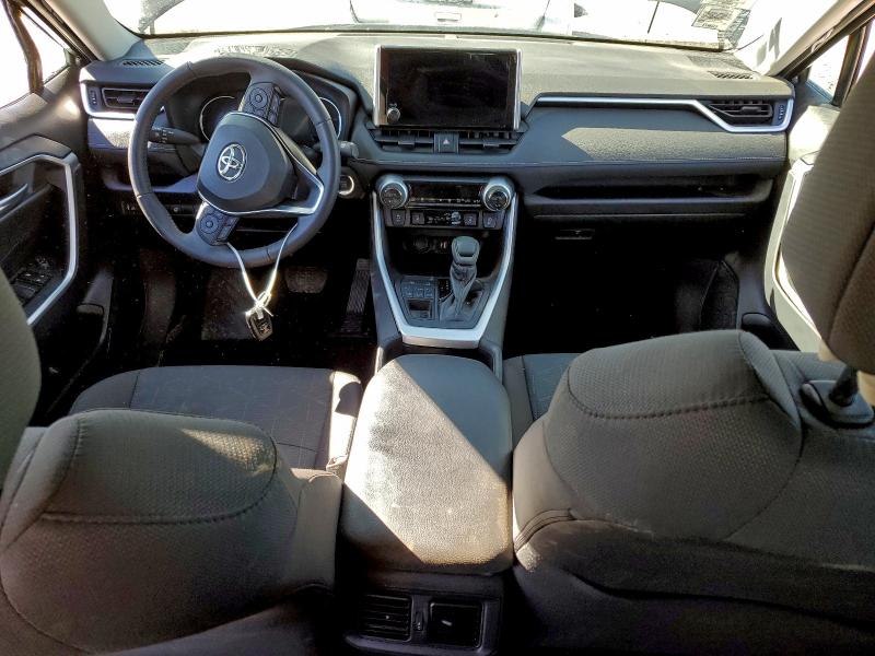 Фото 8 - TOYOTA RAV4