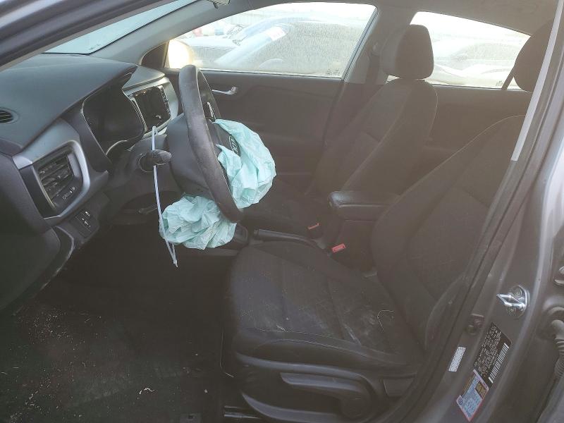 Фото 7 - KIA RIO