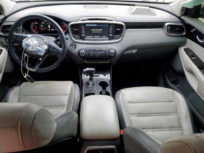 Фото 8 - KIA SORENTO