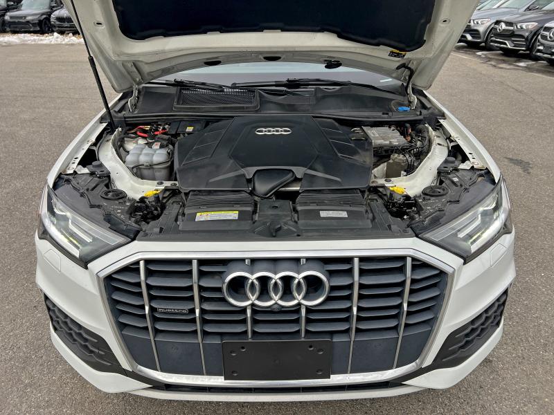 Фото 8 - AUDI Q7