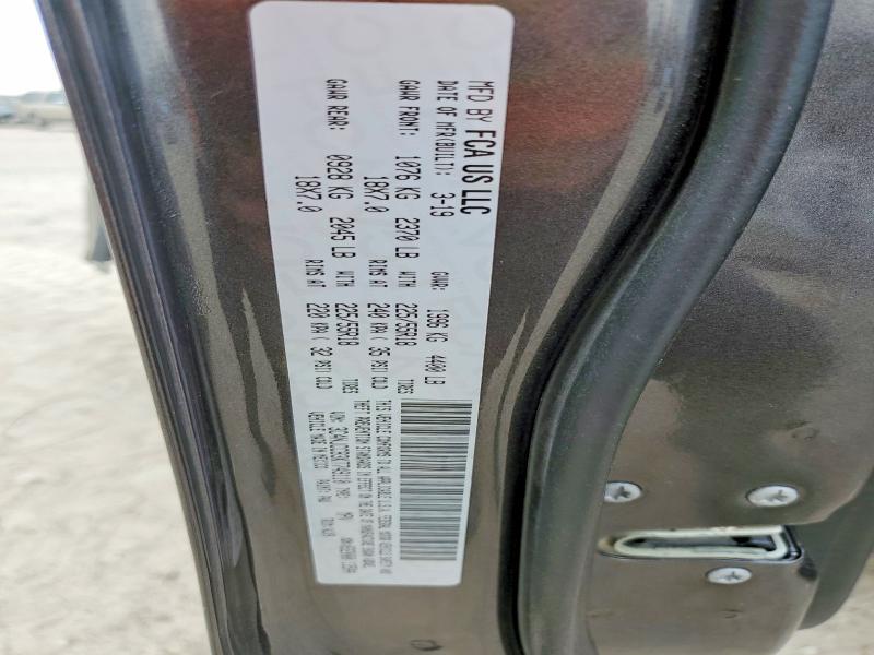 Фото 13 - JEEP COMPASS