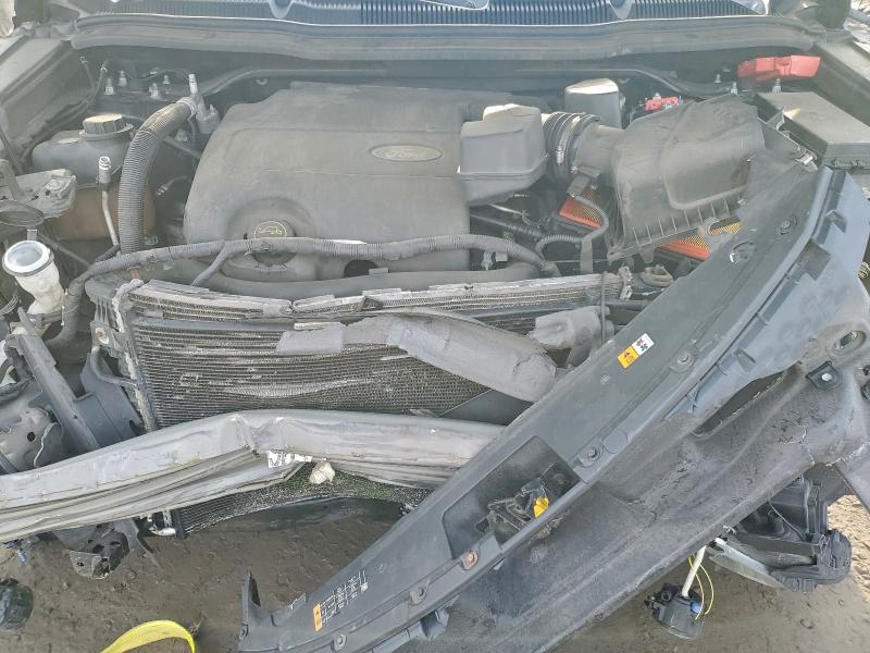 Фото 12 - FORD EXPLORER