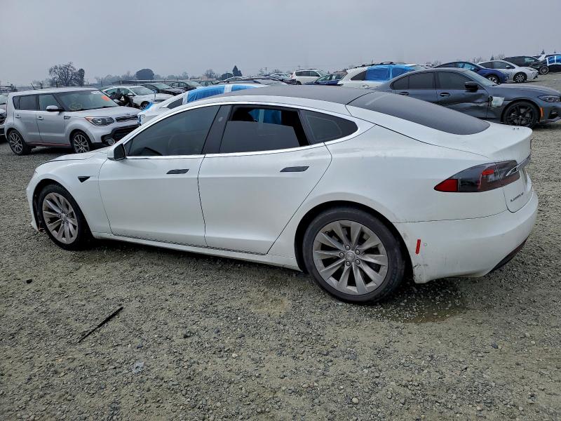 Фото 2 - TESLA MODEL S