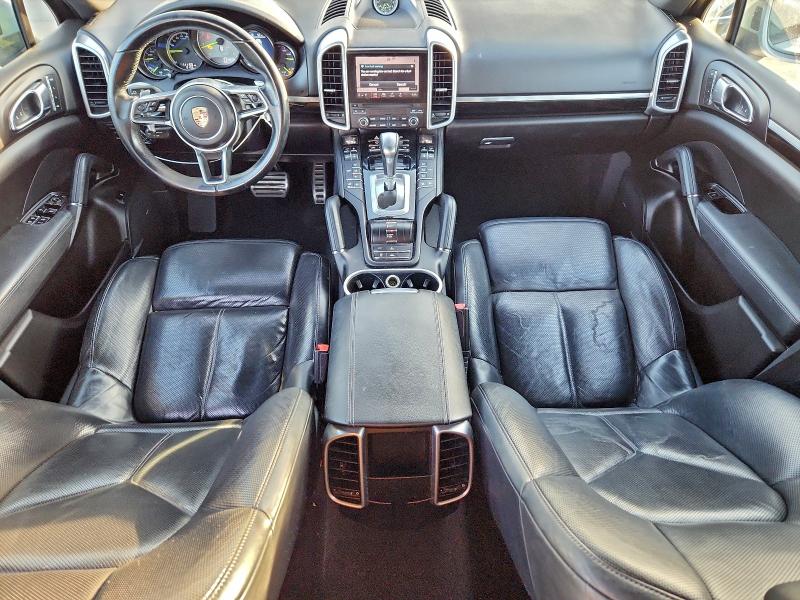 Фото 8 - PORSCHE CAYENNE
