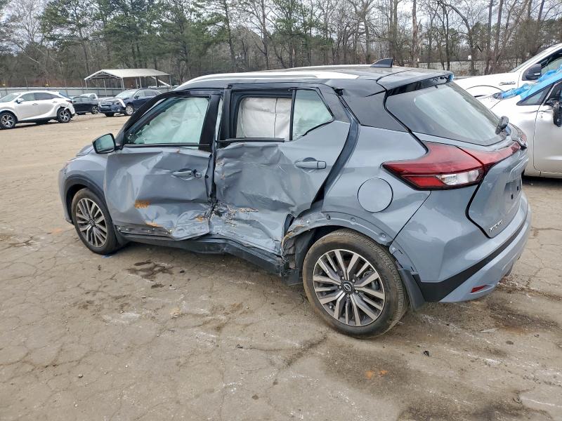 Фото 2 - NISSAN KICKS