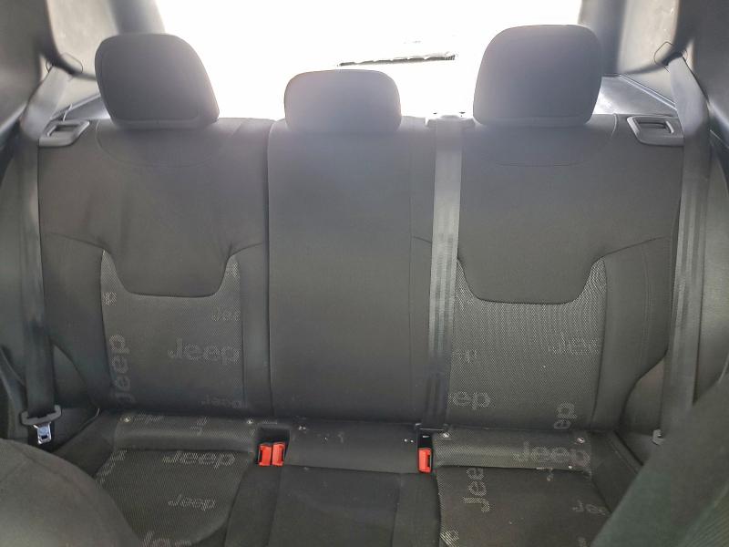 Фото 10 - JEEP RENEGADE