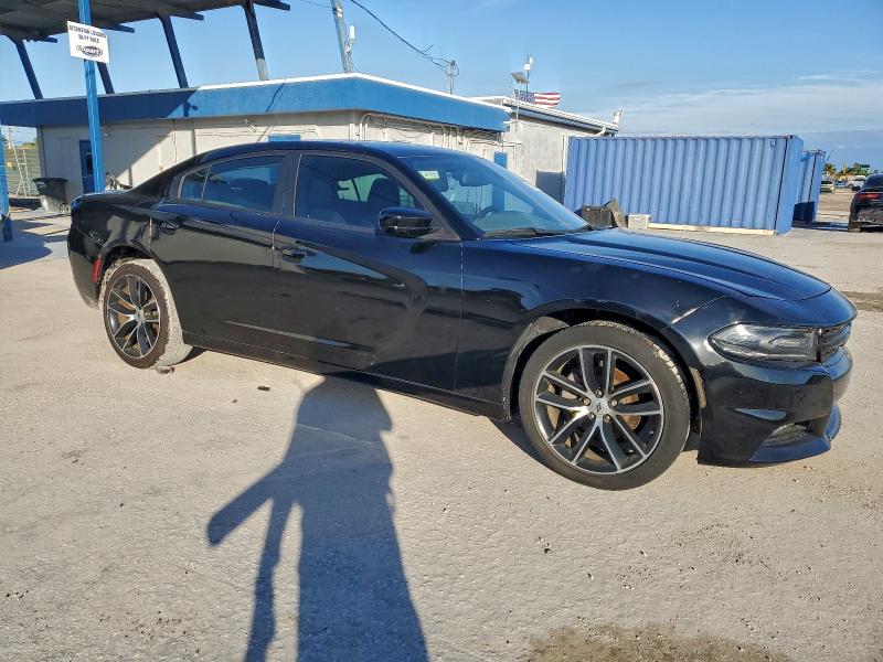 Фото 4 - DODGE CHARGER