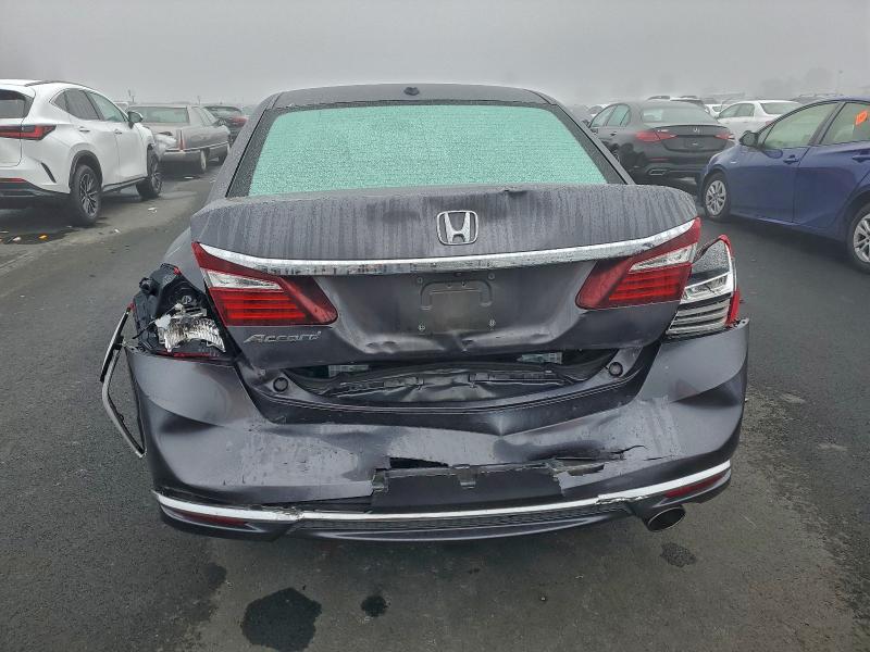 Фото 6 - HONDA ACCORD