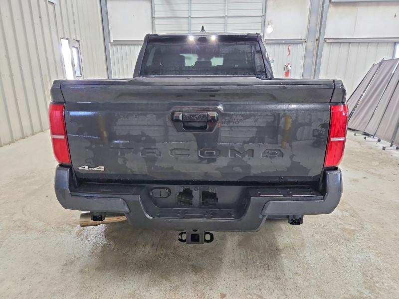 Фото 6 - TOYOTA TACOMA