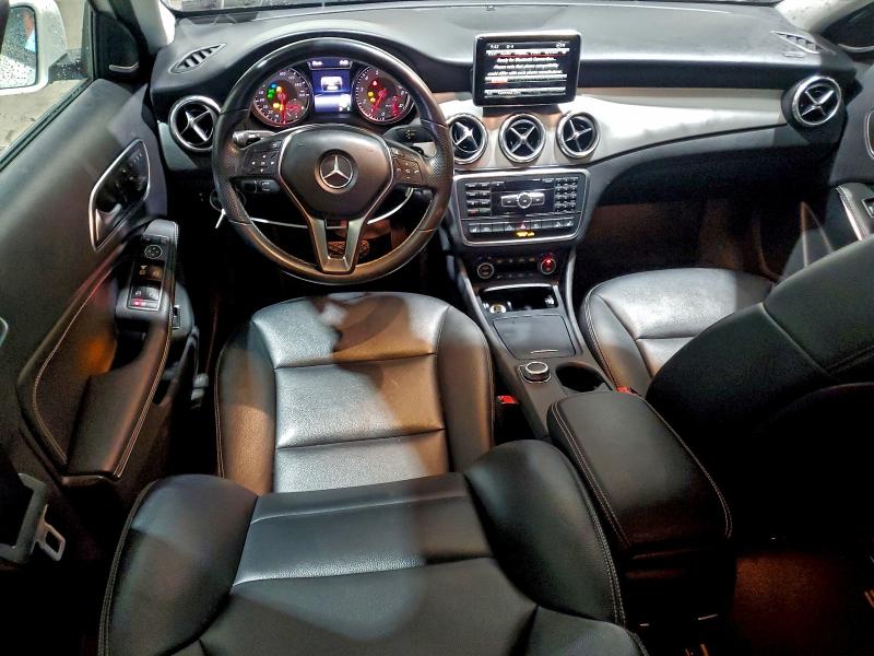 Фото 8 - MERCEDES-BENZ GLA-CLASS