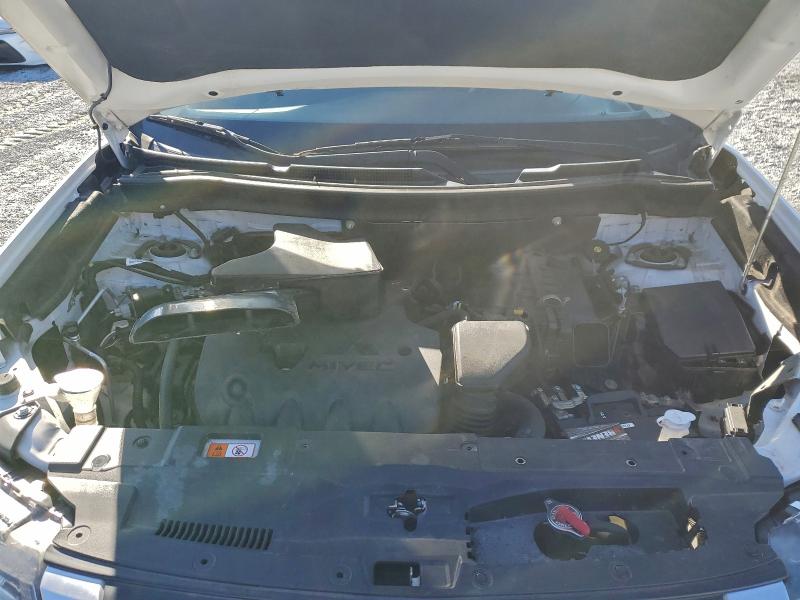 Фото 12 - MITSUBISHI OUTLANDER