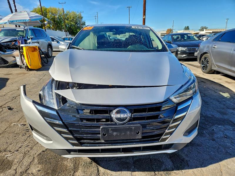 Фото 5 - NISSAN VERSA