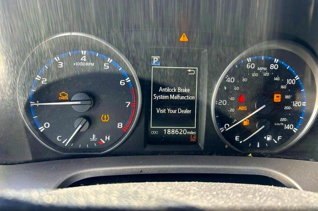 Фото 8 - TOYOTA RAV4