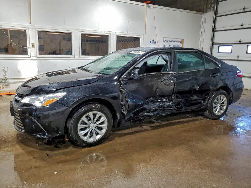 Фото 1 - TOYOTA CAMRY