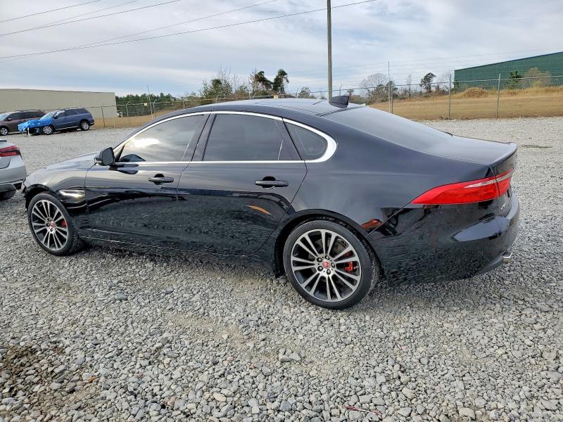 Фото 2 - JAGUAR XF