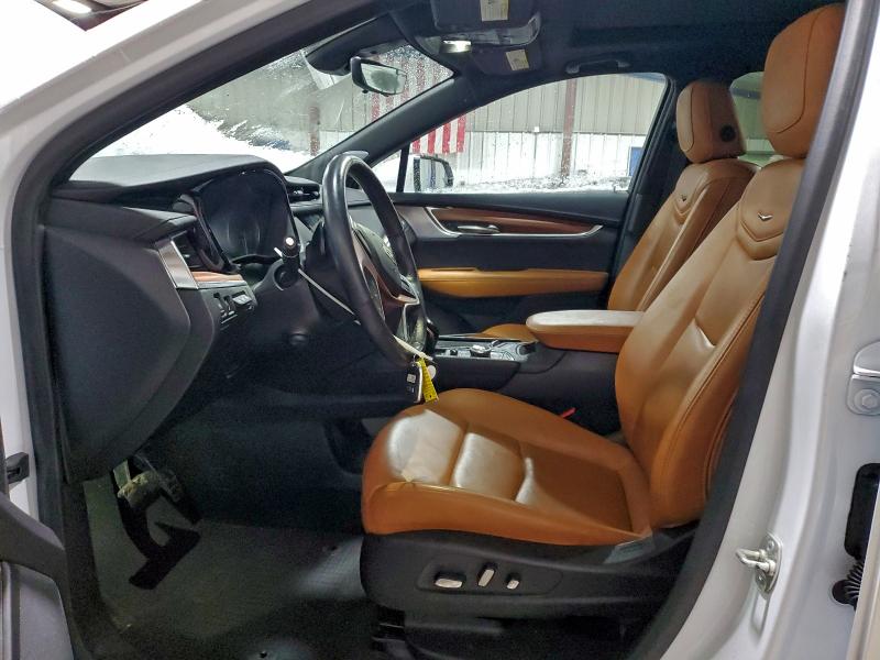 Фото 7 - CADILLAC XT5