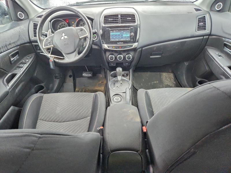 Фото 8 - MITSUBISHI OUTLANDER